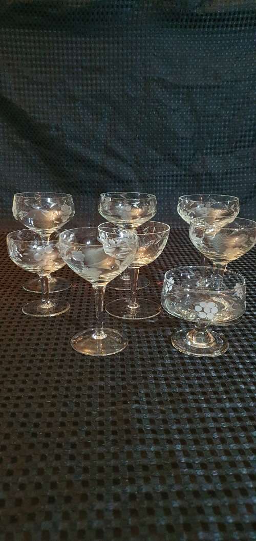 8 Odd Grape Cut Chapagne Glasses