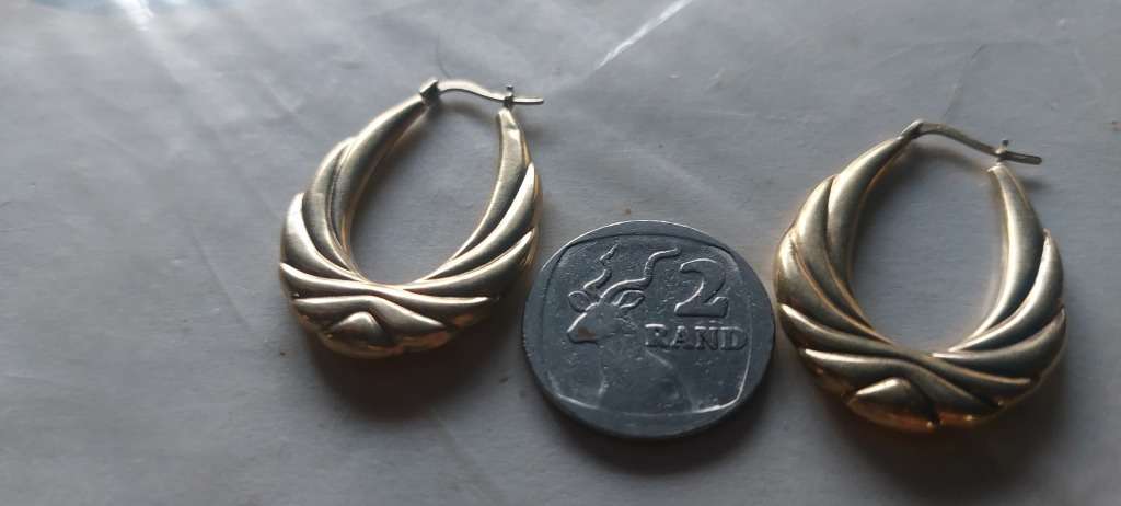 Rare find 9ct creole large earrings