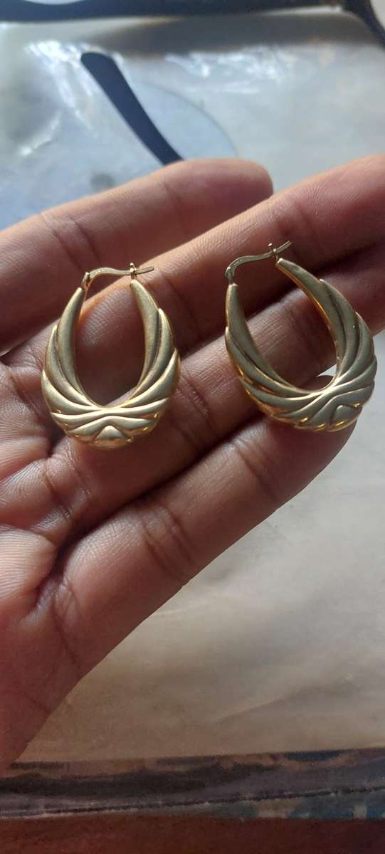 Rare find 9ct creole large earrings
