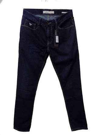 Guess mens original jeans slim tapered cut. Colour elysium wash. Size 30 waist