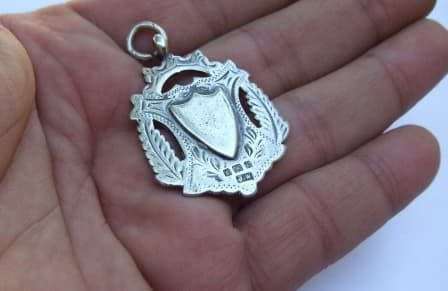 A RARE ANTIQUE HALLMARKED SILVER FOB MEDALLION DATED 1904 BY JOSEPH WILLMORE !
