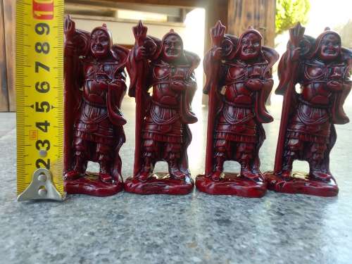 Four warriors 10cm in height. One bid for all
