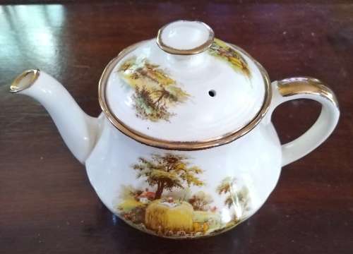 The Hayride - Alfred Meakin Teapot