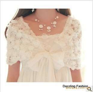 ON SALE ONLY R115 !!!!! Ladies lace shawl, fit all sizes