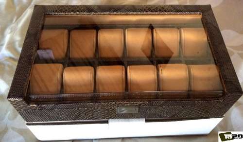 Vintage look Snake Skin show case 12 slots watch box