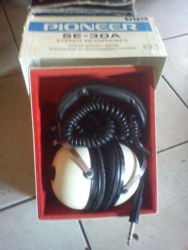 Vintage(1974) Pioneer Stereo Headphones