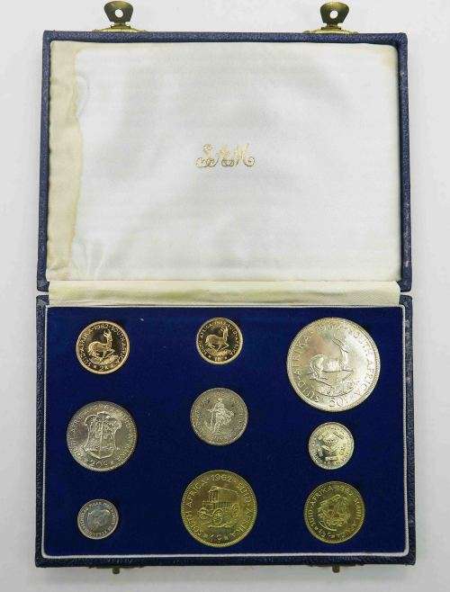 1962 Long Proof Set with both Gold coins R2 & R1 included. FDC