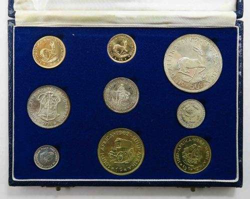 1962 Long Proof Set with both Gold coins R2 & R1 included. FDC