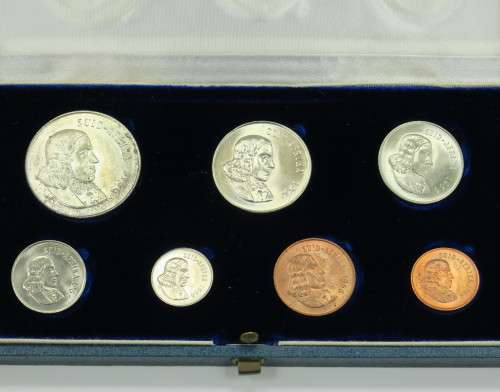 South African Uncirculated 1966 Coin set in Case,