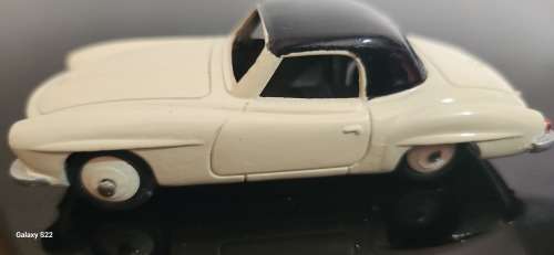 Dinky toys Mercedes