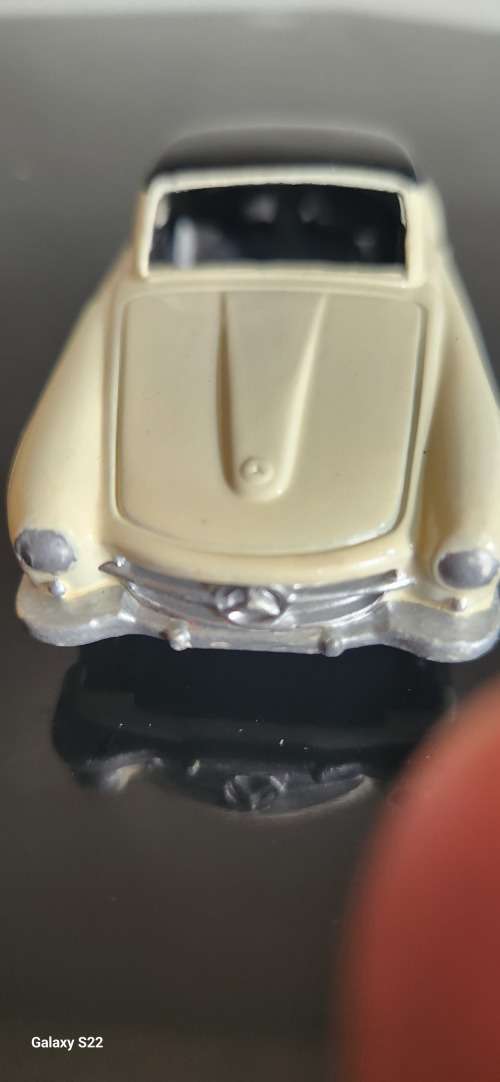 Dinky toys Mercedes