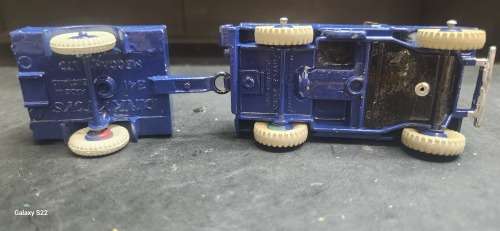 Dinky toys Land Rover