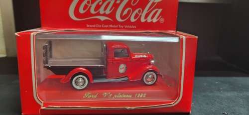 Ford V8 Coca Cola