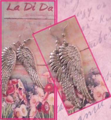 Charm Feather Earings
