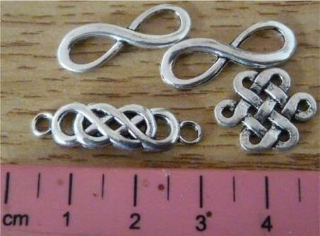4 Pc Mix Infinity Charm set