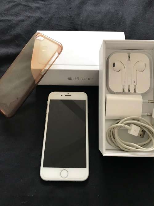 Apple iPhone 6 16GB Silver (Excellent Condition)