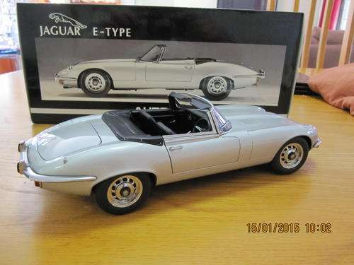Jaguar E-TYPE AUTOART 1974