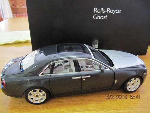 Rolls-Royce Ghost  bigsize 1:18 plus corvette