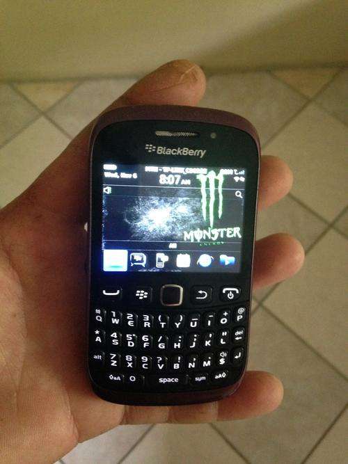 Blackberry 9320