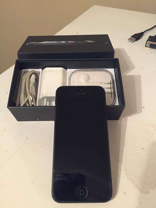 Iphone 5 32Gb for sale