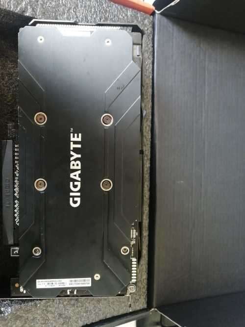 GIGABYTE RX 580 GAMING 4 GB **** Please Read