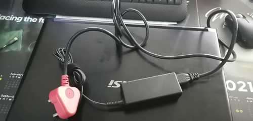 MSI CX72 7QL ***I7 7th Gen*** 256GB m.2 Drive *** 8GB MEM ***** Please READ