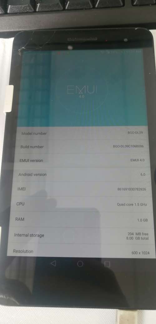 Huawei MediaPad T2 7.0 with case and keybard