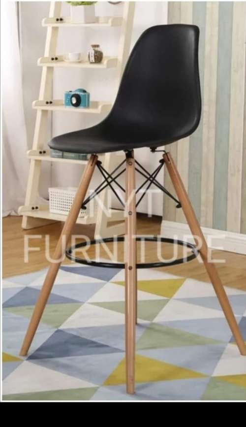 Eiffel Bar Chair Black n White