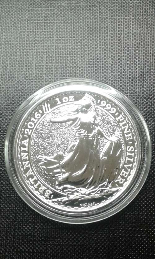 2016 BRITISH BRITANNIA,1 OZ PURE SILVER...UNCIRCULATED IN CAPSULE