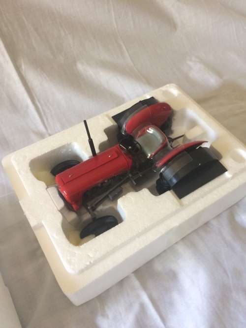 Massey Ferguson 35 (1959) Tractor 1:16