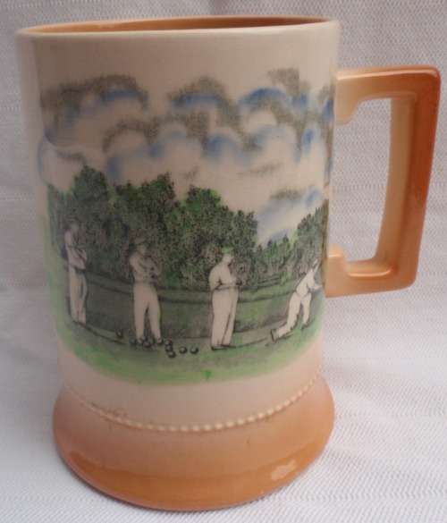 Vintage - bowling tankard  by Royal Bradwell, England Arthur Wood. Quaint and collectible