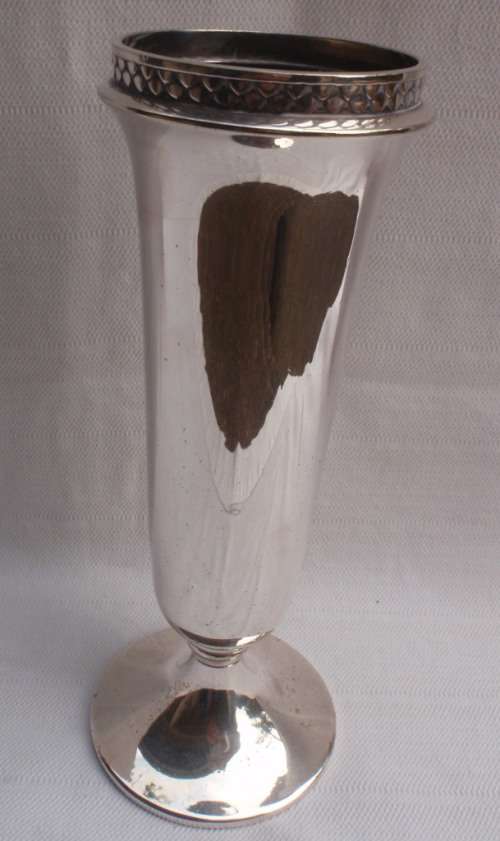 VINTAGE  ELEGANT SILVER PLATE VASE - EPNS MARKINGS (UNUSUAL) - LOVELY ITEM