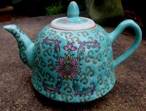 CHINESE TEA POT - GORGEOUS HAND PAINTED WITH LOVELY DESIGNS