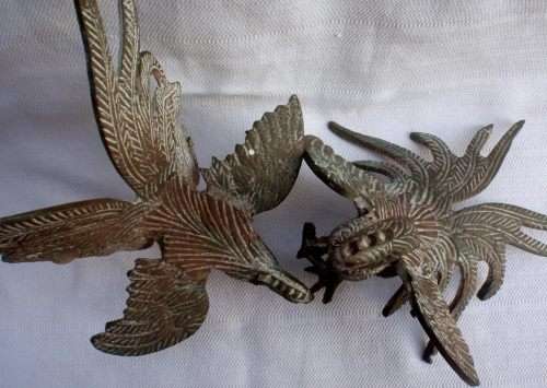 VINTAGE - HEAVY & SOLID BRASS HAND TOOLED "FIGHTING COCKS" REAL CHARACTER PIECES!