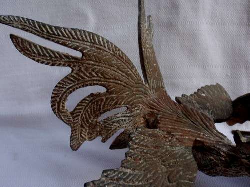 VINTAGE - HEAVY & SOLID BRASS HAND TOOLED "FIGHTING COCKS" REAL CHARACTER PIECES!