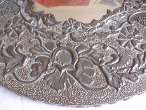 VINTAGE - BEAUTIFUL HAND BEATEN PEWTER FRAMED MIRROR - GORGEOUS  ROUND MIRROR WITH DOME GLASS.