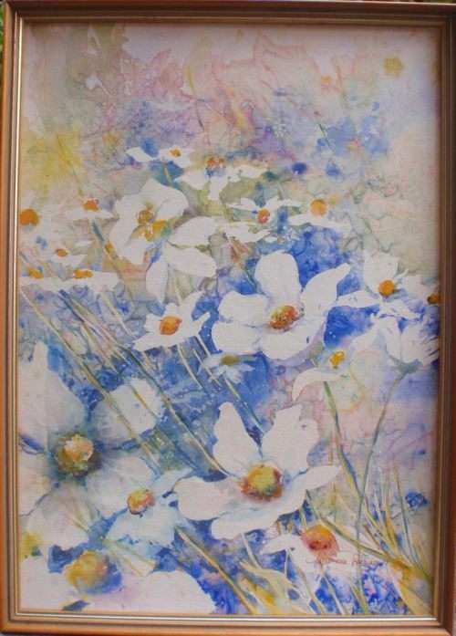 BEAUTIFUL ORIGINAL WATERCOLOUR - WHITE DAISIES IN CHINA BLUE BACKGROUND.