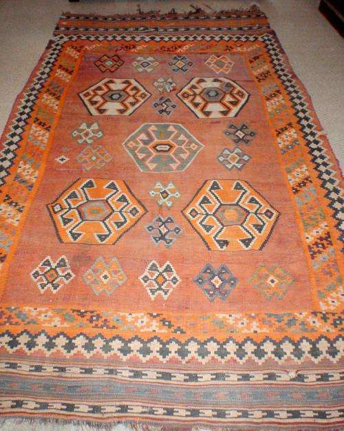 VINTAGE KELIM - LARGE SIZE - IN BAD CONDITION BUT STILL CHARMING!  287 X 174CM