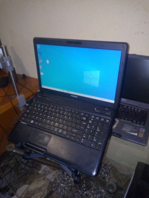 Toshiba Satellite Pro C660 Laptop