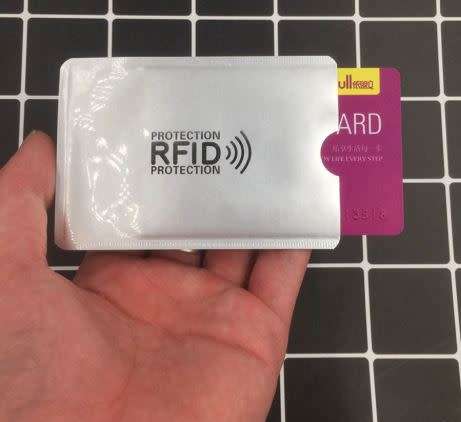 JT - protect your credit card from scanners - Case Protection Metal Credit Card Holder