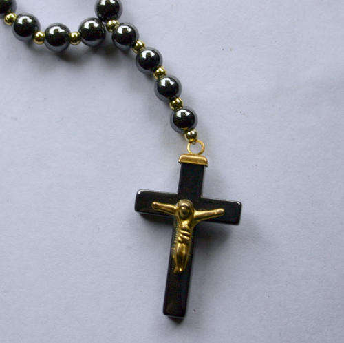 REBEL FAITH - Hermitite magnetic Necklace