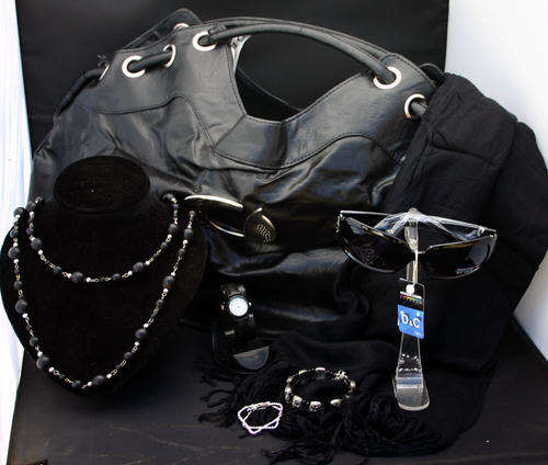 STUNNING GIFT SET!! Black Handbag & Pashmina Collection!!!