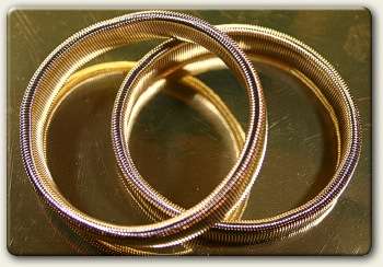 JT - Slinky Bracelet - TO KEEP YOUR SLEEVES  UP!!