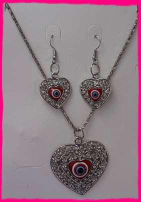JT - All "THE ALL SEEING EYE" Heart Necklace And Earrings (Red)