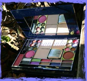JT - "PROFFESSIONAL" Make-up artist portable kit (Display UNIT)