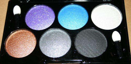 "HIGH GLOSS" Eye Makeup 6 Shiny Colours & 2 brushes