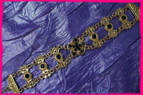 Vaux Gold Bracelet Adorned With Black Stones