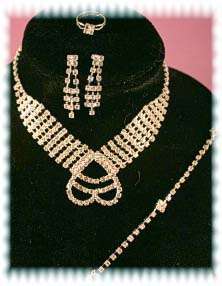 JT - EVENING AUSTRIAN CRYSTAL Necklace,  Ring, Bracelet & Earrings