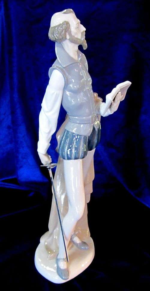 NAO BY LLADRO #305 DON QUIXOTE READING BRAND  MAN WITH SWORD BOOK TALL