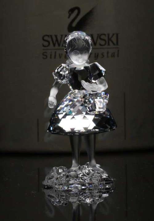 SWAROVSKI CRYSTAL RED RIDING HOOD RARE  RETIRED  *